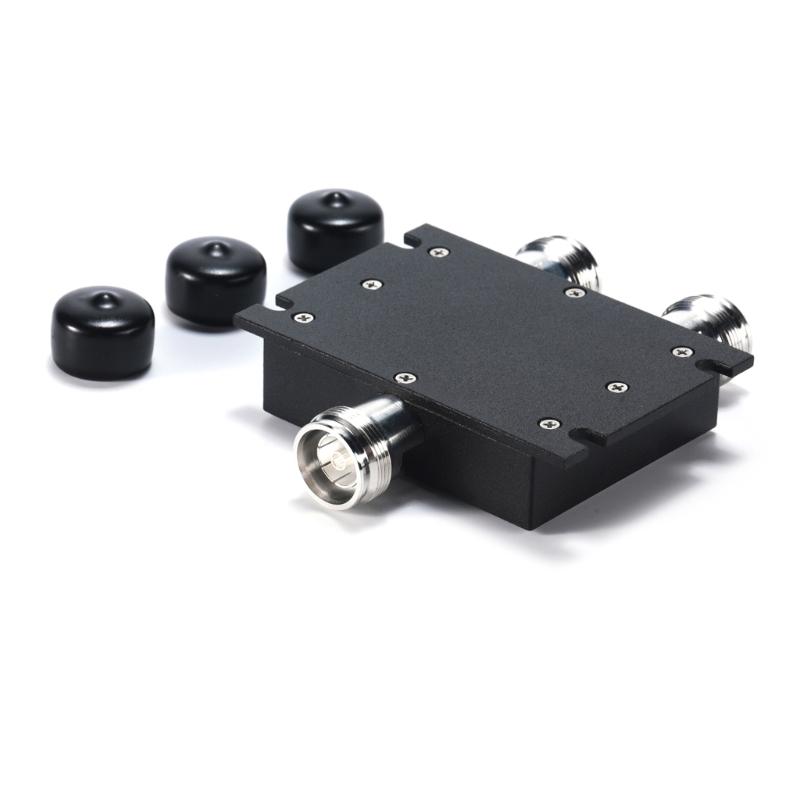 Wideband Microstrip Power Splitter 50W for Wireless Communication Systems with Mini DIN Interface and IP65 Protection