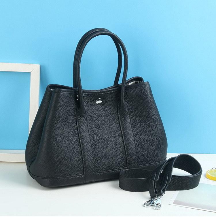 Lychee pattern first layer cowhide women s bag handbag genuine leather women s bag soft leather garden bag messenger bag 30cm pebbled чёрный