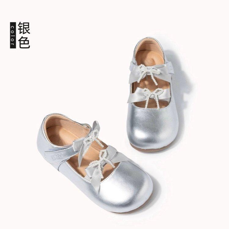 

Туфли для девочек детские балетные туфли принцессы маленькие кожаные туфли 2025 открытые весенне-летние новые весенние туфли на мягкой подошве одинарные туфли для девочек для выступлений 33 серебряный