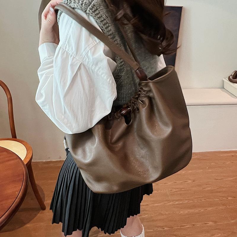 Fashion Large-capacity Tote Bag Women's New Casual Shoulder Bag Commuter Women's Bag