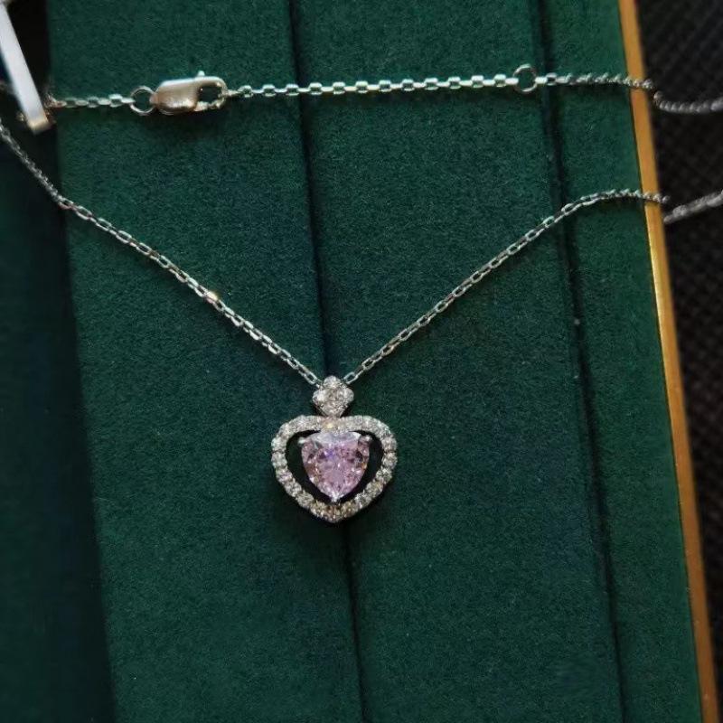Elegant Hollow Heart Pink Zircon Necklace: Cold Style Clavicle Chain for Women