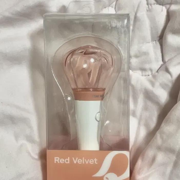 

Redvelvet Kim Man-bong Mini Lightstick Are On Sale!