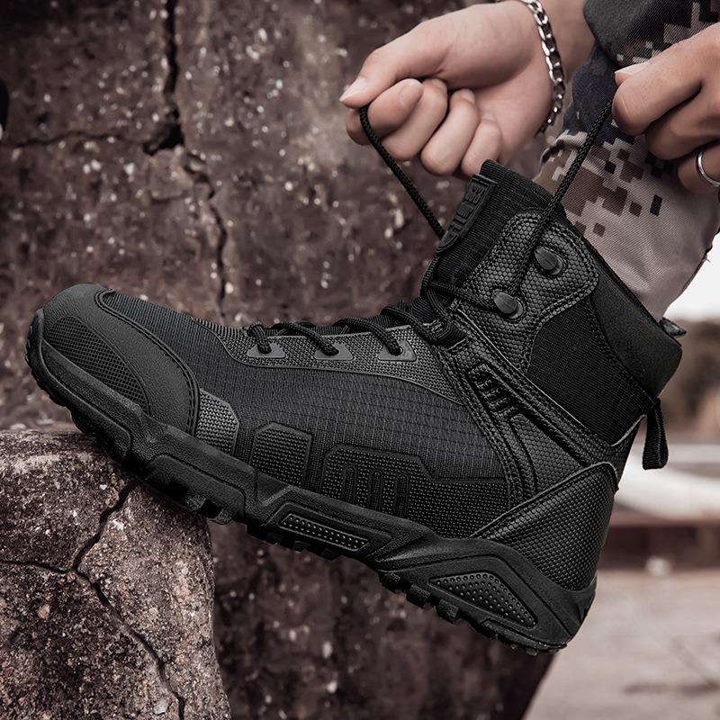 New Breathable Desert Hiking Boots Men's High Tops Outdoor Hiking Shoes Lightweight Men's Boots Anti-hot Non-slip Thick Soles