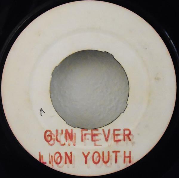 

7inch Record LION YOUTH BUBBLER RATEY Gun Fever Pay You Pound NONE NOT ON LABEL UK Reggae Ska Dub Used