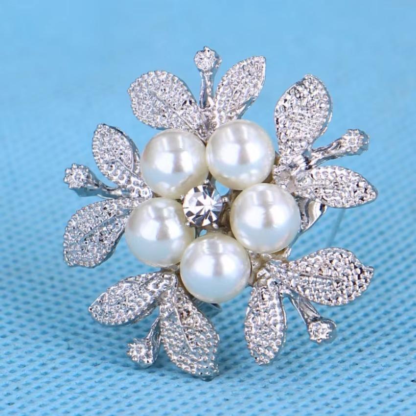 Strass Blumenbroschen Damen Elegant Mode Brosche Pins Neuer Schmuck Brosche Braut Hochzeitsaccessoires Simulierte Perle