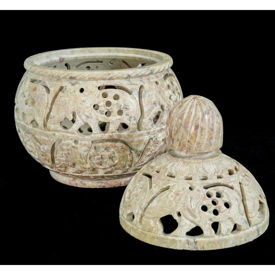 Crocon Soapstone Tealight Candle Holder with Elephant Motif – Decorative Lantern for Home, Office, and Living Room – 4x4 Inch with Lid