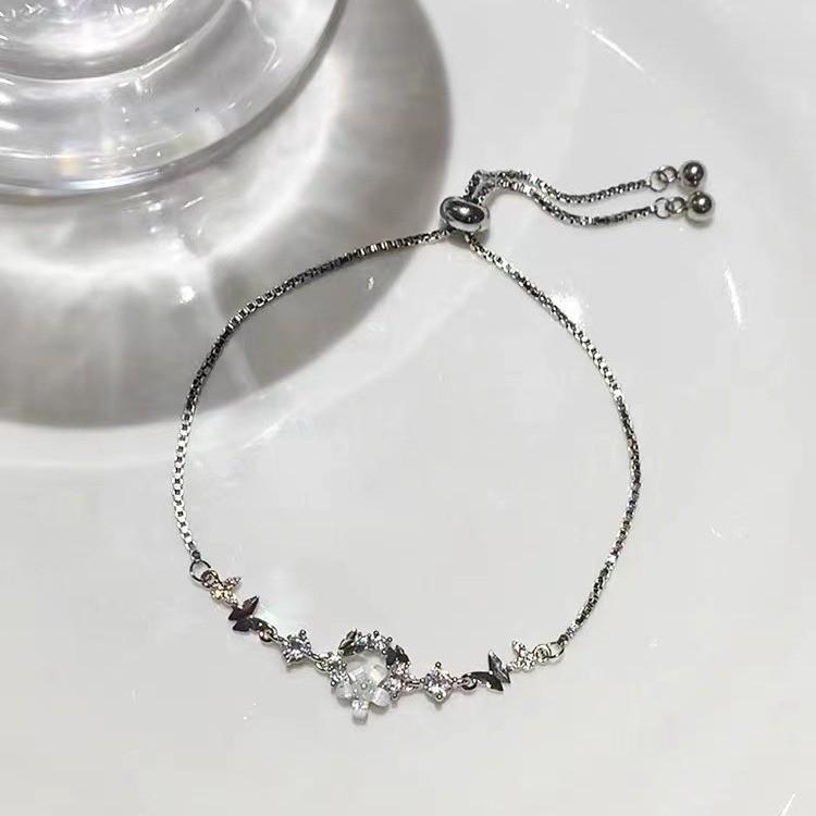 Fashionable Silver Womens Bracelet With Beautiful Floral And Design Butterfly
