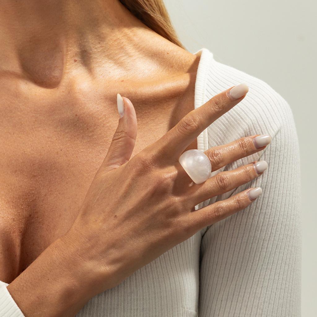 Vintage Irregular Smooth Resin Plastic Ring for Women, New Trend Bohemian Geometric Ring, Aesthetic Party Jewelry