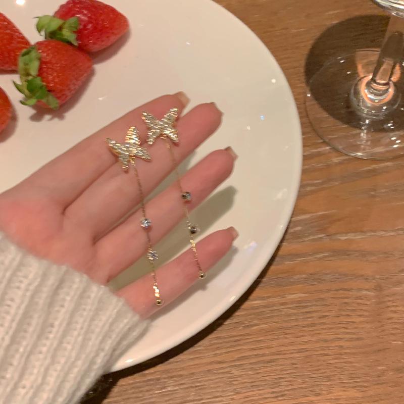 Retro Tassel Long Dangle Earrings - 925 Silver Needle, Light Luxury Fashion Jewelry for Women.