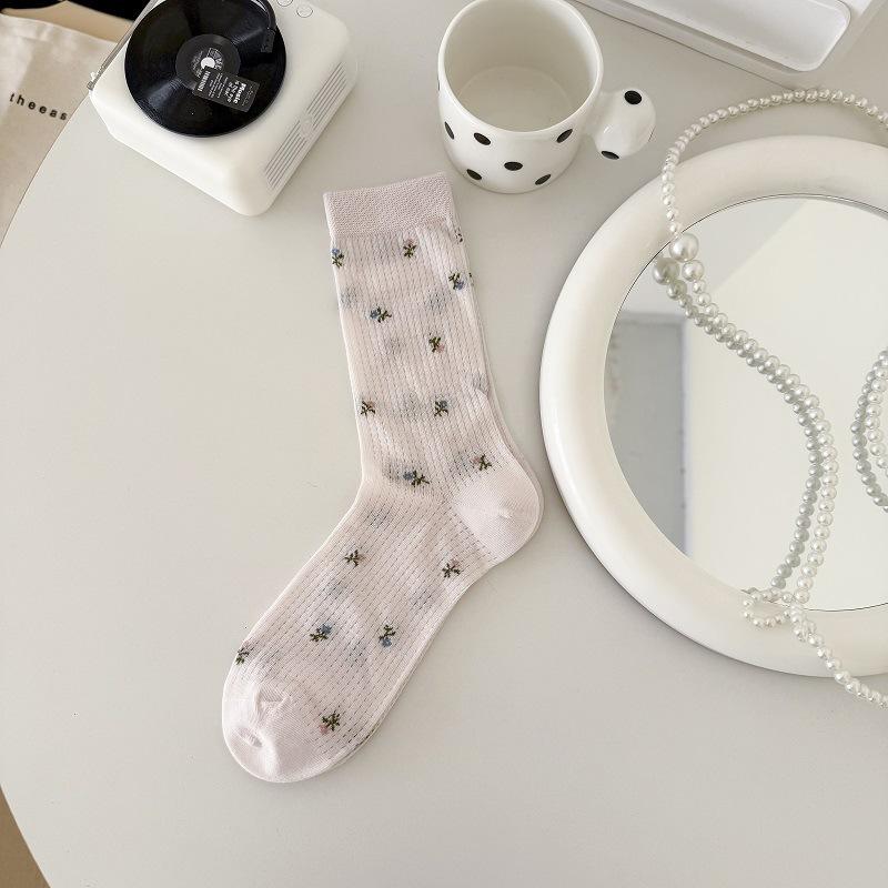 Female Summer Thin Trend Sweet Broken Flower Hollow Out Breathable Boneless In The Tube Pile Socks