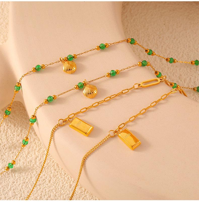 Retro French Green Beaded Gold-Plated Titanium Anklet with Shell Pendant
