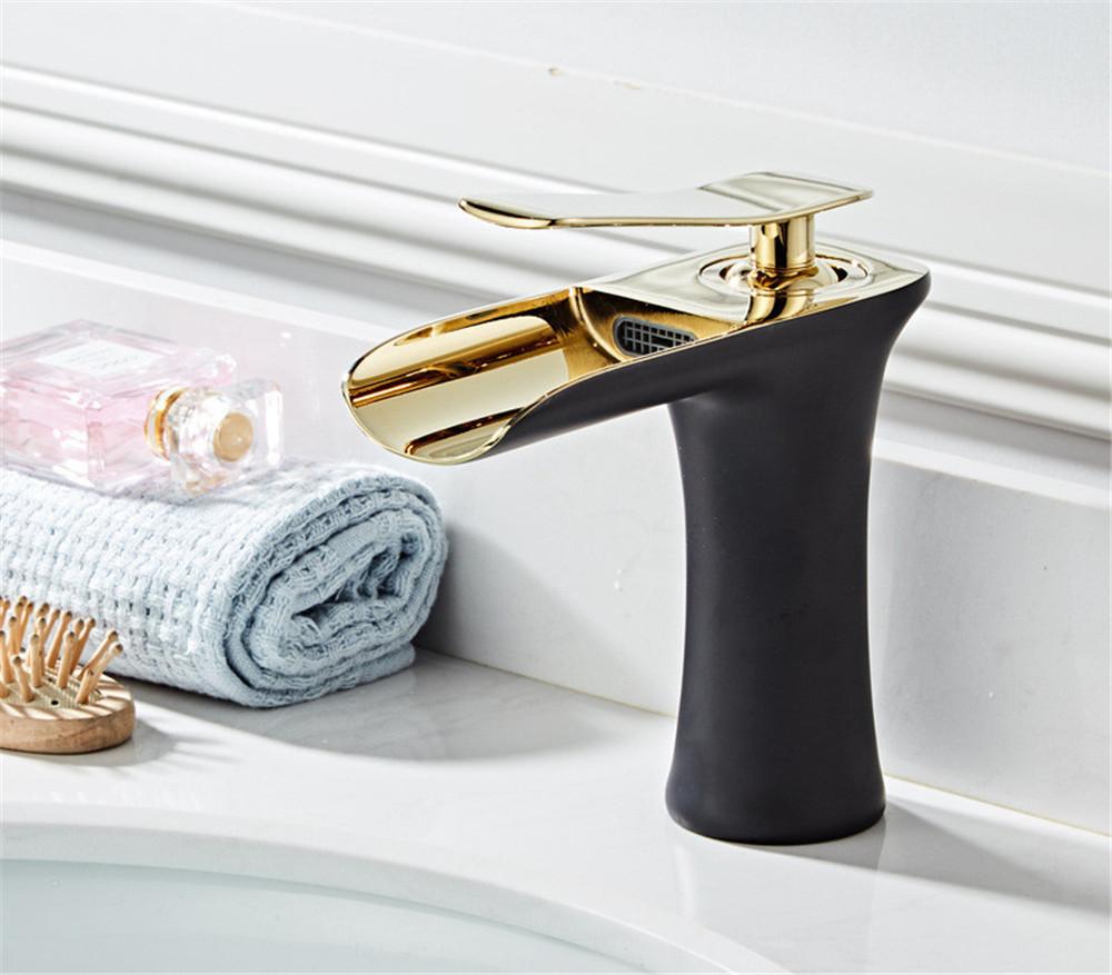 Antique Bathroom Faucet Gold Basin Faucets Brass Hot & Cold Bathroom Sink Faucet Deck Mounted Lavotory Faucet Mixer Water Tap