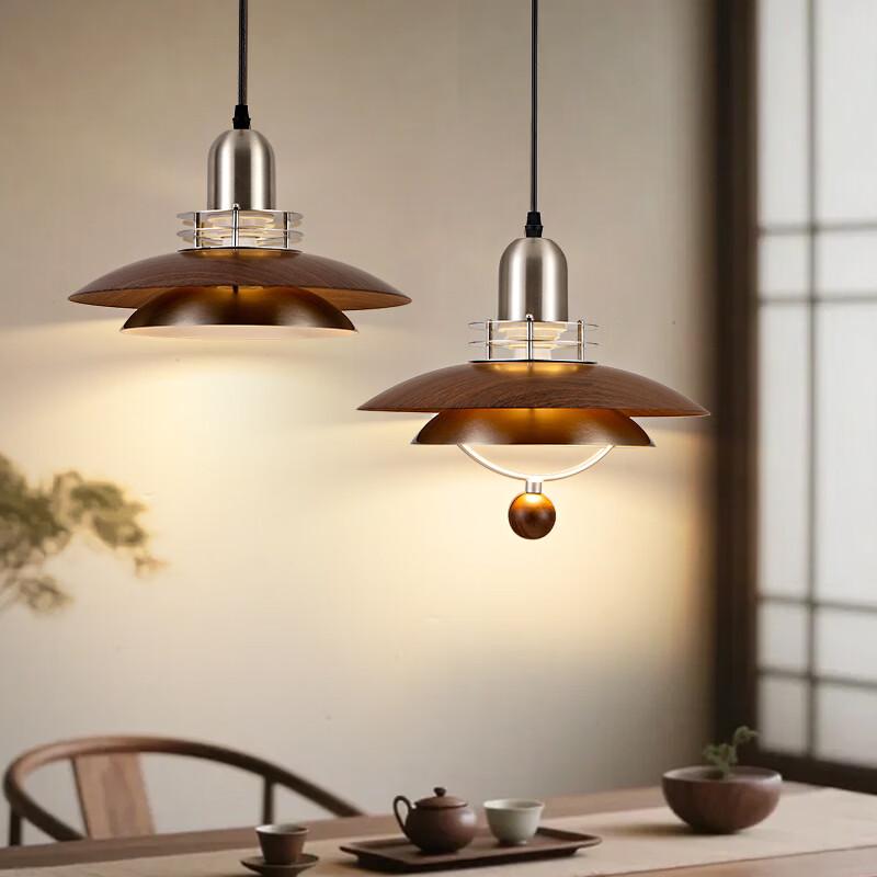 oeny Retro Dining Chandelier