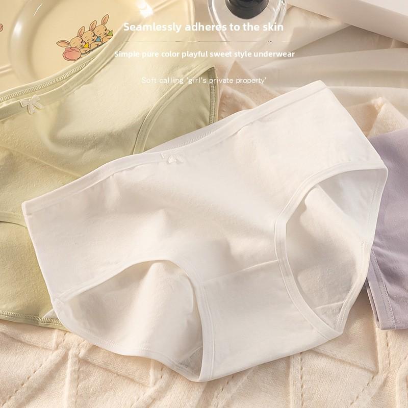 Ladies Spring and Autumn Simple Lovely Pure Color No Scars Comfortable Breathable Antibacterial File Waist Triangle Briefs