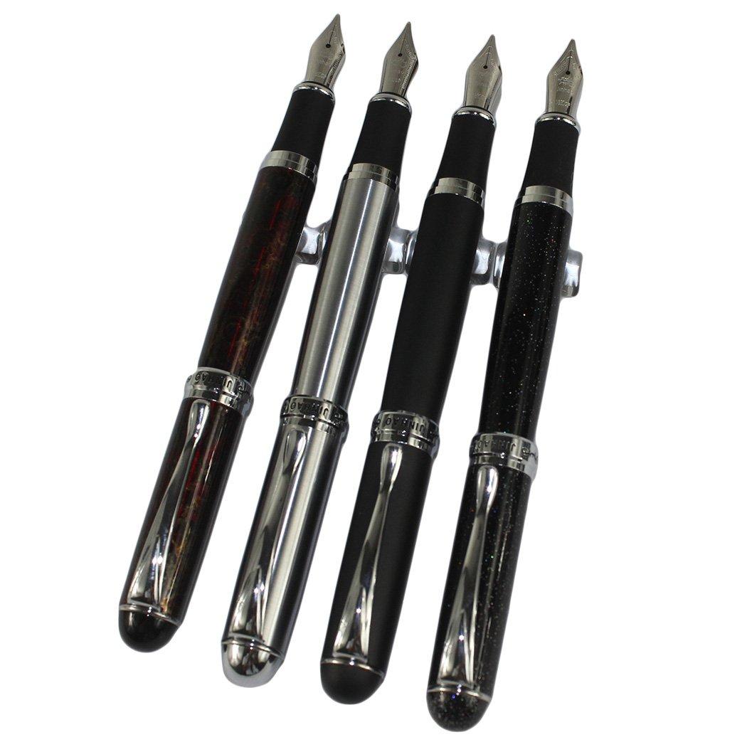 The Gullor set includes four original pen pouches in four dark colors and five ink cartridges for a million yen fountain 7.5 pen.