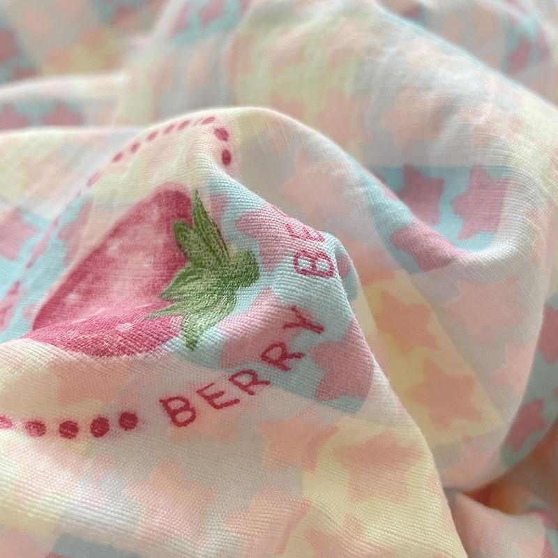 Ins Girls Strawberry Bedding Sets  New Queen Size Bed Sheet Set Duvet Cover Set With Pillowcase No Filling