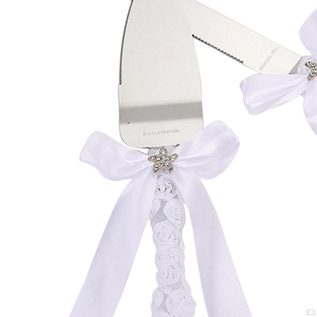 Elegant Cake Serving Set for Wedding Celebrations
