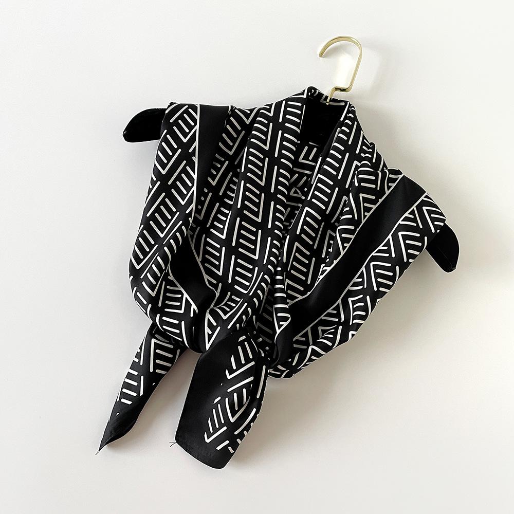 New Scarf for Women's Twill Imitation Silk Printed Versatile Square Scarf Souvenir Gift Scarf