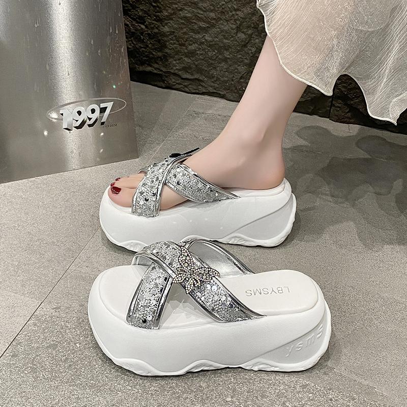 Fashion Shoes House Slippers Platform Rubber Flip Flops Luxury Slides Cross-Tied Soft Hawaiian Designer Bling Fashion  Shoes Women House