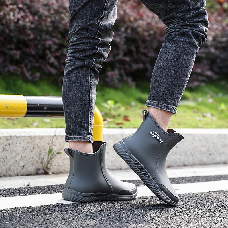 Rain Boots Men's Short Rain Boots Outdoor Wear Leisure Kitchen Non-slip Fishing Shoes Rubber Shoes Waterproof Wear-resistant Boots