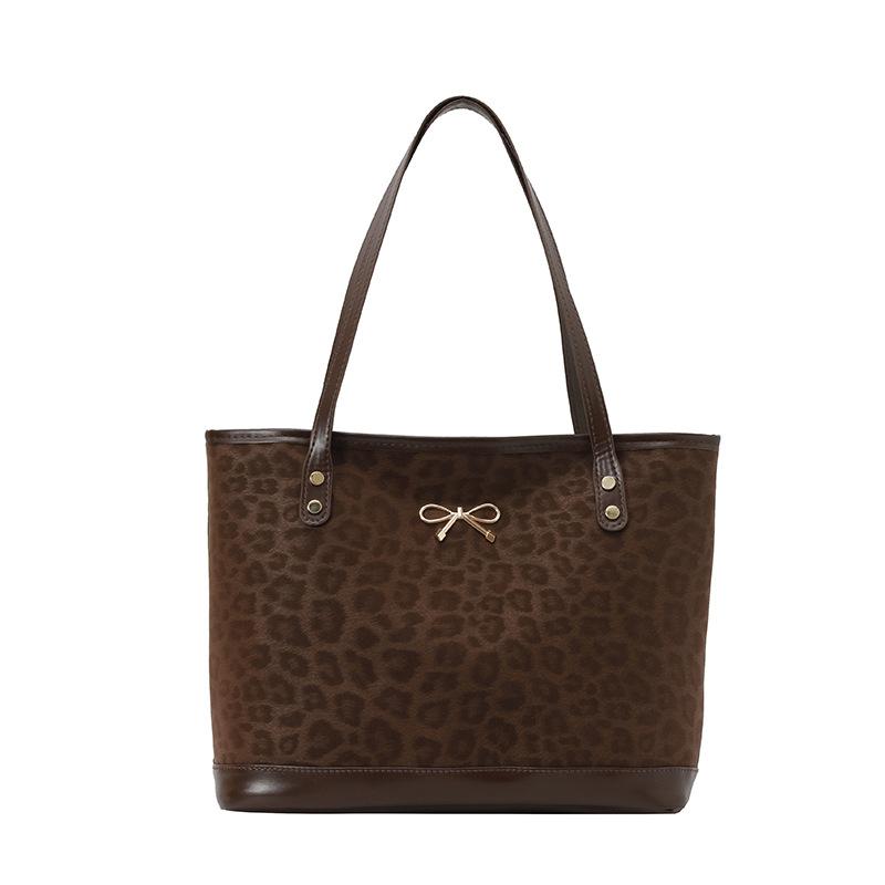 Casual large-capacity tote bag women's season autumn and winter new trendy simple fashion shoulder bag portable underarm bag