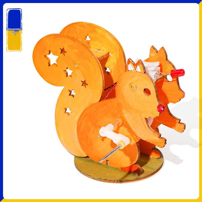 Hand-Cranked Squirrel Power DIY STEM Kit for Classroom Experiments