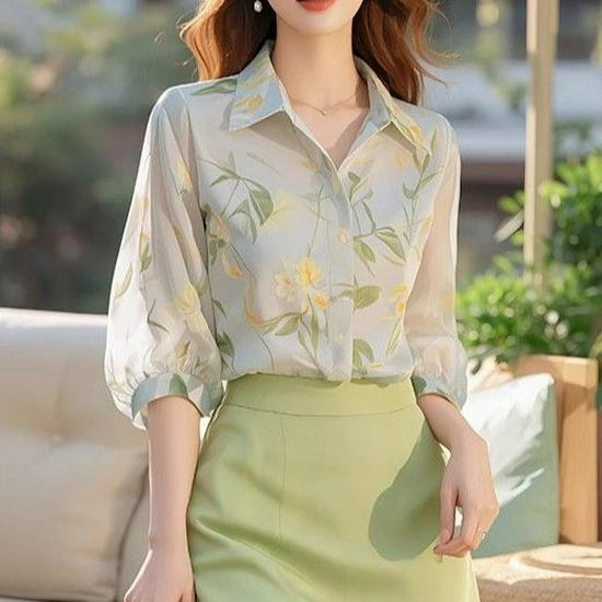 2025 Elegant Women's Floral Lapel Blouse - Autumn/Spring Versatile French Style
