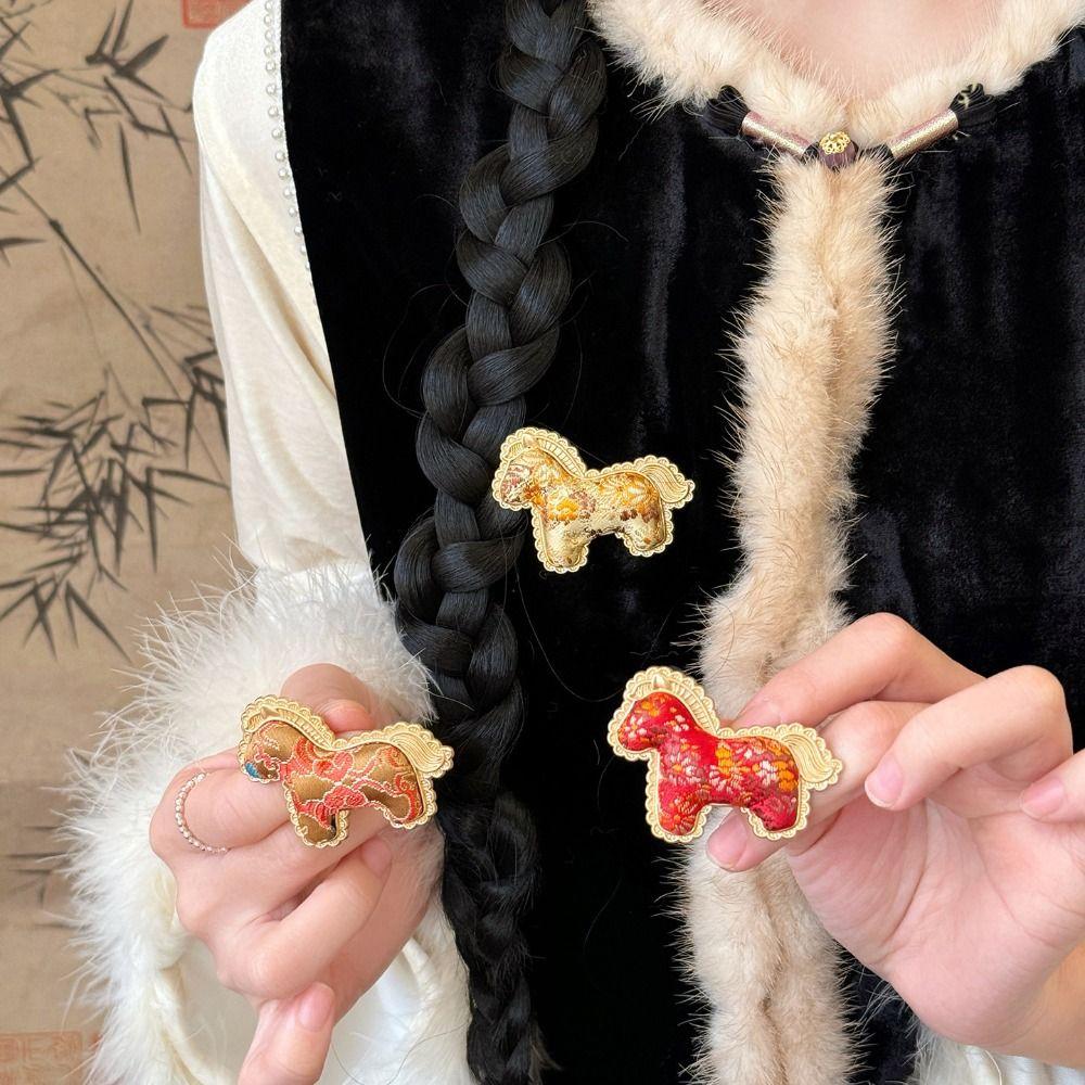 Cartoon Song Brocade Horse Brooch Chinese Style Little Pony Sweater Pin Gift