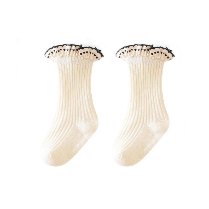 Herbst Baby Mädchen Socken Gekämmte Baumwolle Herz Spitze Prinzessin Socke Neugeborenen Anti-Rutsch Boden Socken Kleinkind Infant Zubehör 0-3Y