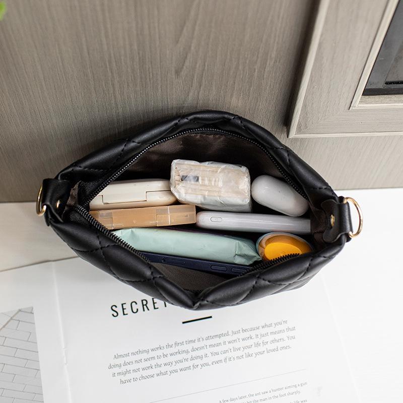 Simple diamond square bag autumn and winter new fashion women's messenger mobile phone change bag bucket bag women