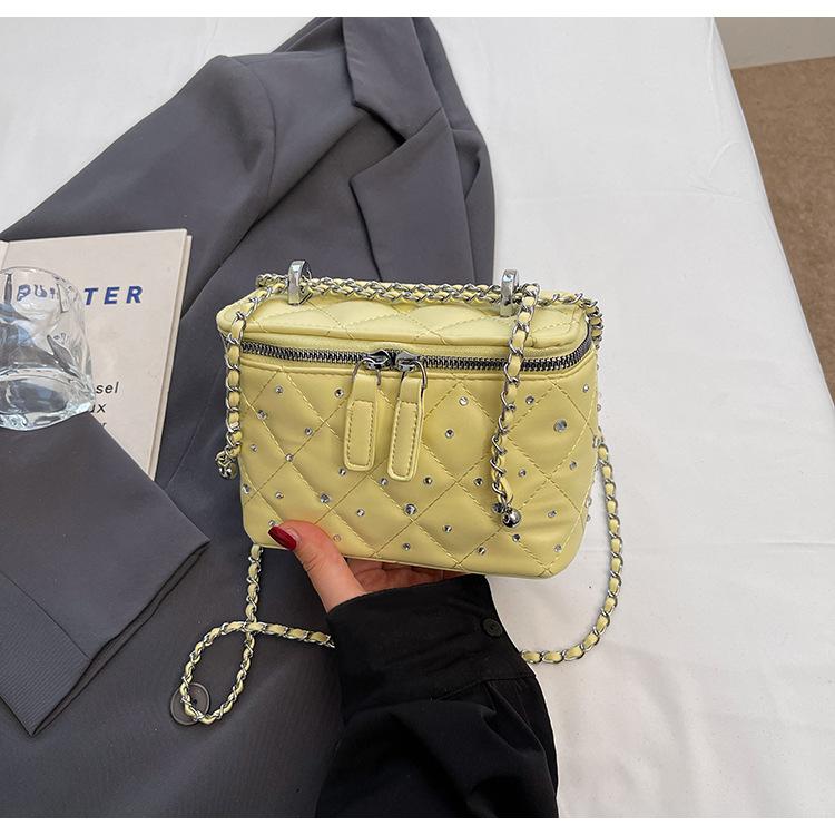 Rhombus chain bag women's new summer niche messenger bag diamond box bucket bag