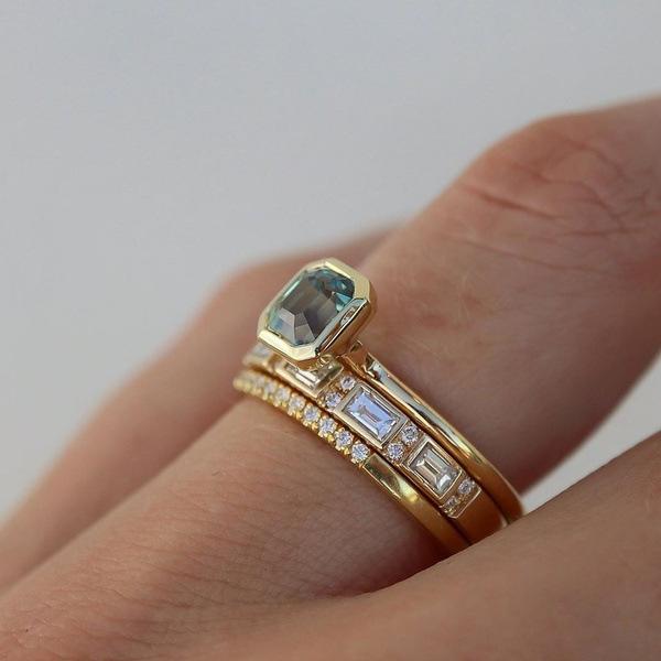 He Cheng Fashion: Women's Gold-Plated Sapphire Crystal Three-Piece Jewelry Set