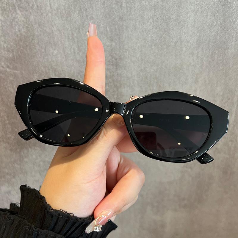 European and American retro fashion Y2K sunglasses for summer sun shading, sun protection, UV protection, lightweight sunglasses
