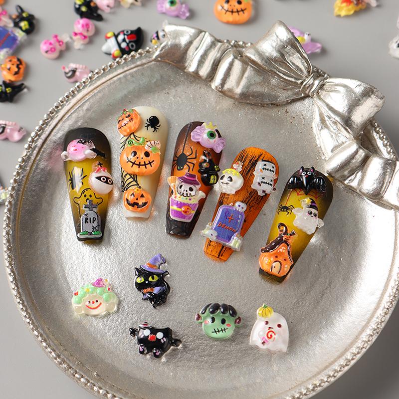 50/100Pcs Kawaii Halloween Nail Charms Cartoon Pumpkin Ghost Cat Mixed Sized Resin Ornaments Cute Spider Web Bat Nail Decor