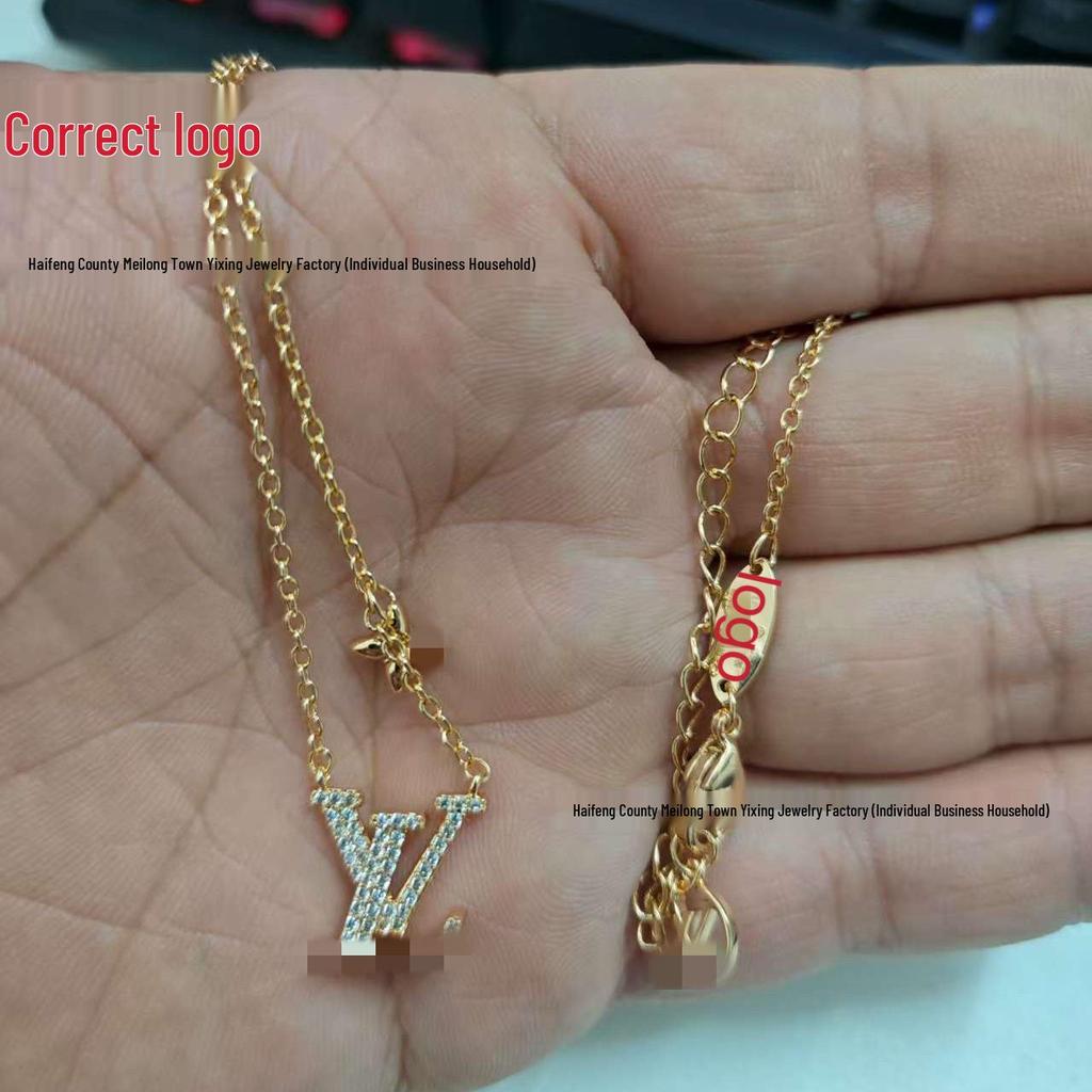 Luxury LV Initials Diamond V Necklace, 18K Gold-Plated Titanium Steel Clavicle Chain - Valentine's Day Gift.