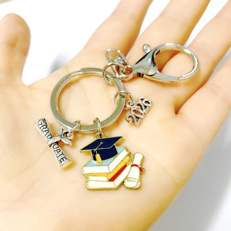 2026 Alloy Drip Oil Graduation Cap Keychain Pendant - Student Souvenir