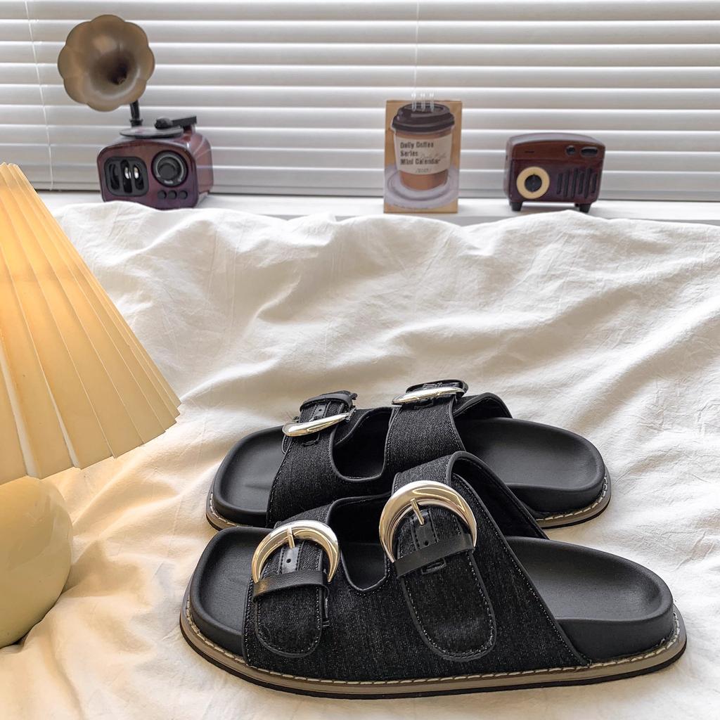 Fashion Black Soft Leather PU Flat Sandals Women Fashion Metal Buckle Slide Slippers Summer Light Non-Slip Beach Shoe Sandalias De Mujer
