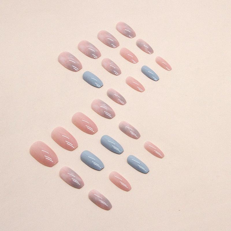 24 pezzi corti rosa balletto e blu contrasto marmo modello sbavature nail art glacier jelly estate fresca indossare unghie unghie finte