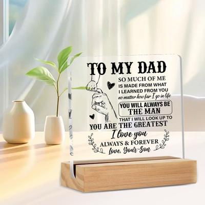 Διαφανές ακρυλικό στολίδι με ξύλινη βάση Δώρο για την Ημέρα του Πατέρα από το γραφείο του γιου