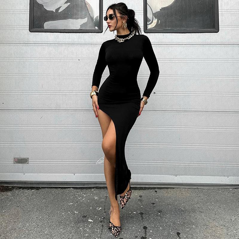 Sexy štíhlé šaty s dlouhým rukávem a dutým zadním dílem