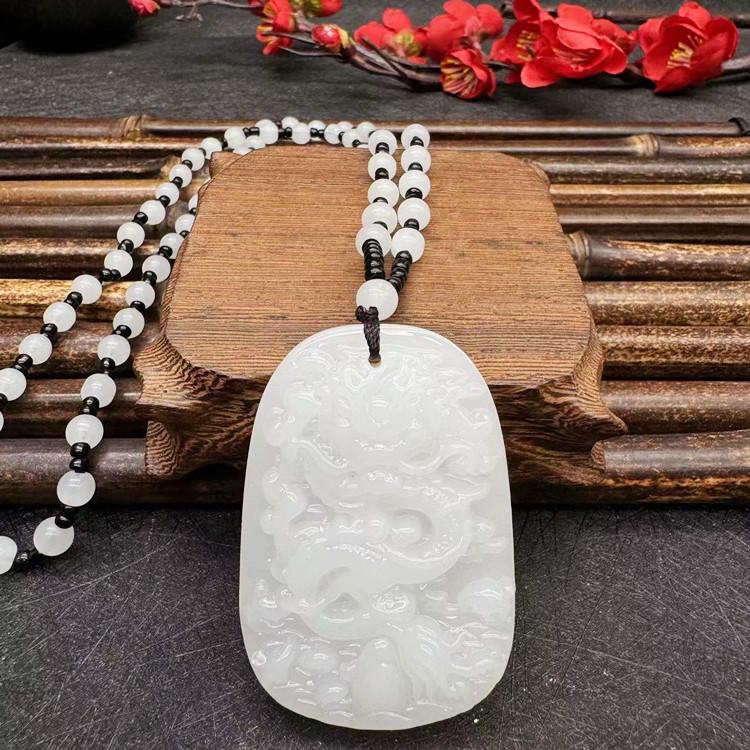 Imitace aventurínu Svetrový náhrdelník - Design zelí Guanyin od značek Wu Shi a Dragon & Phoenix