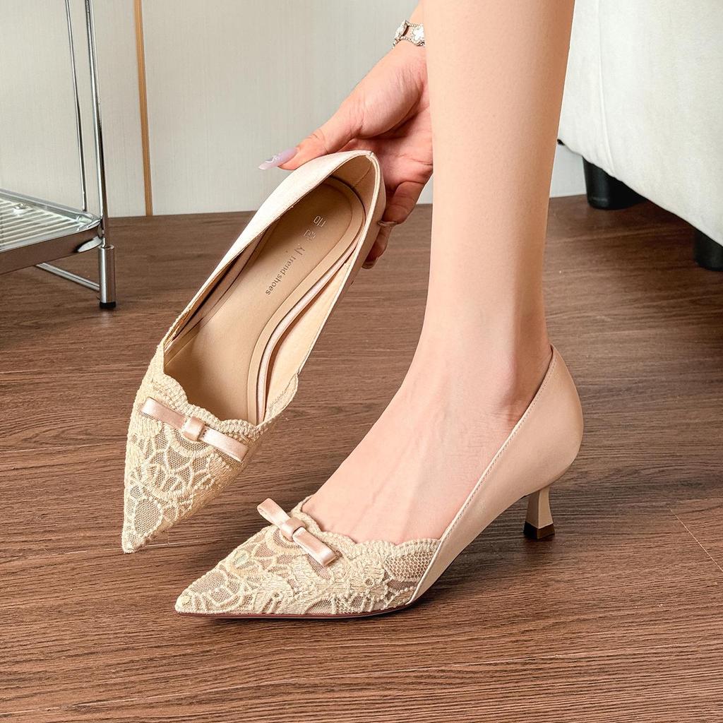 Bow Lace Embroidered Pointed Toe Stilettos - Women's Slimming Hollow High Heels for Summer