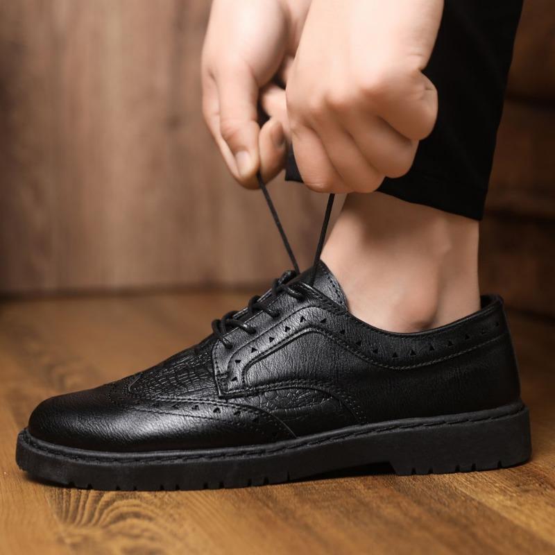 Man Casual Shoe Round Toe Business Leather Shoes for Men Formal Dress Flat Full Grain Brogue in Promotion Classic Original New