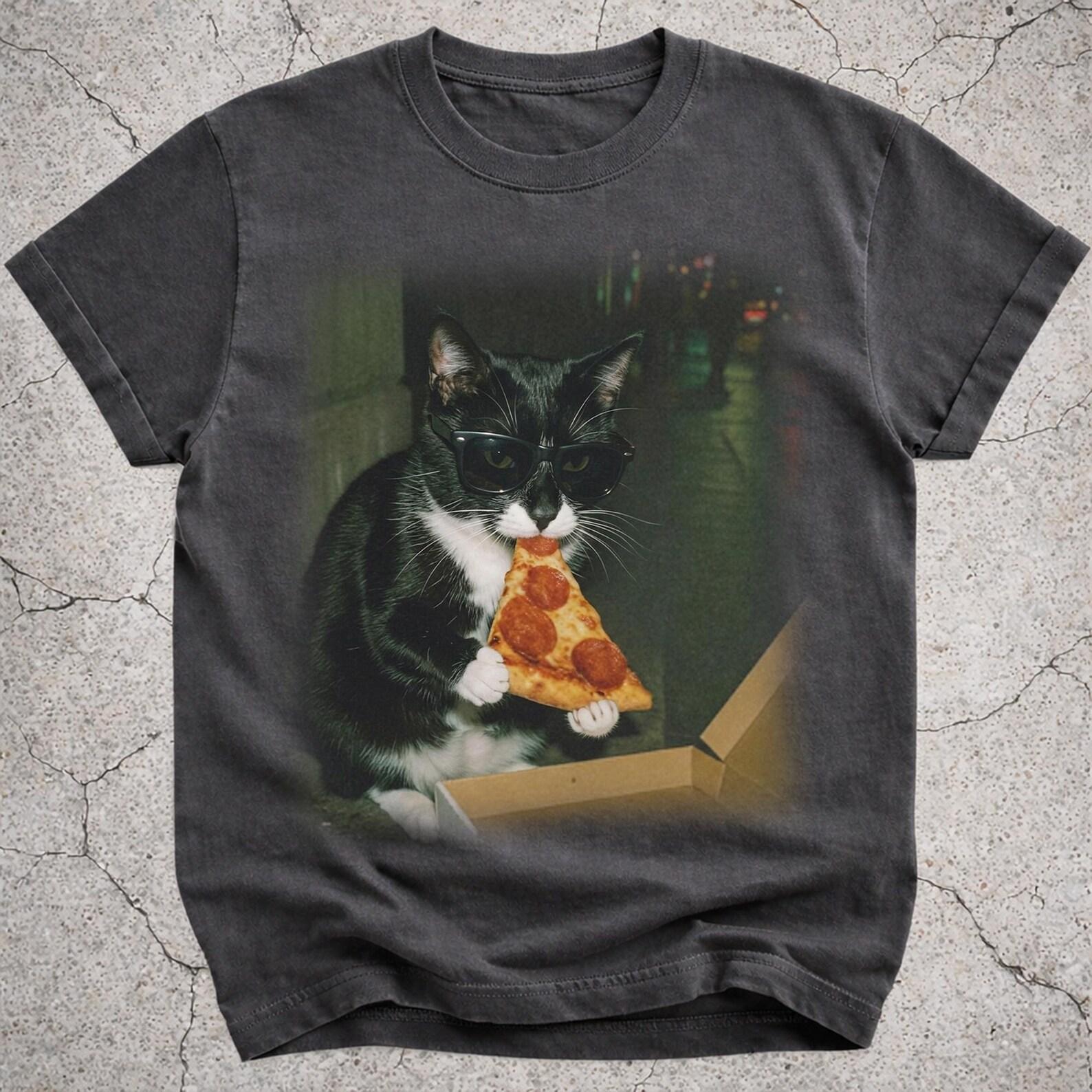 Tuxedo Cat Eating Pizza Shirt, Funny Cat Pizza Meme Tee, Silly Cat Graphic T-Shirt, Novelty Pizza Lover Gift for Cat Mom Dad XL