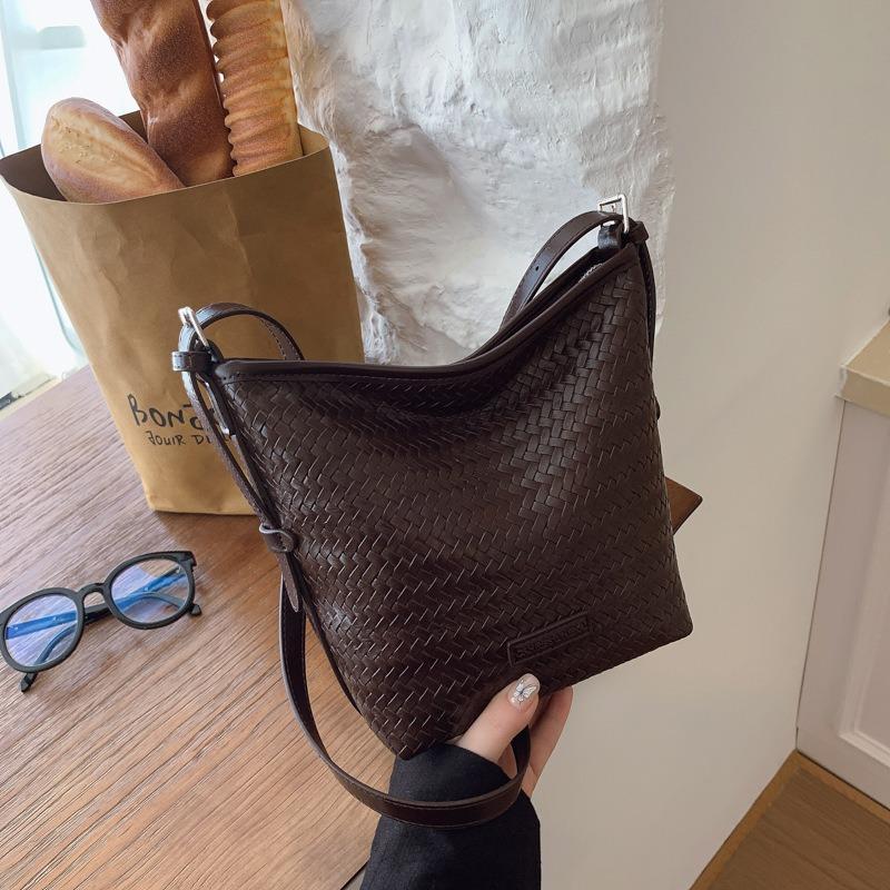 Today's Popular Bags, New Summer Texture Niche Shoulder Bags, Versatile Messenger Bucket Bags