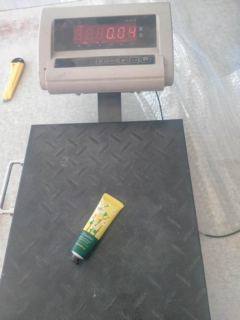 Nové ruce, hydratační, nemastná, zvlhčující a jemná pokožka