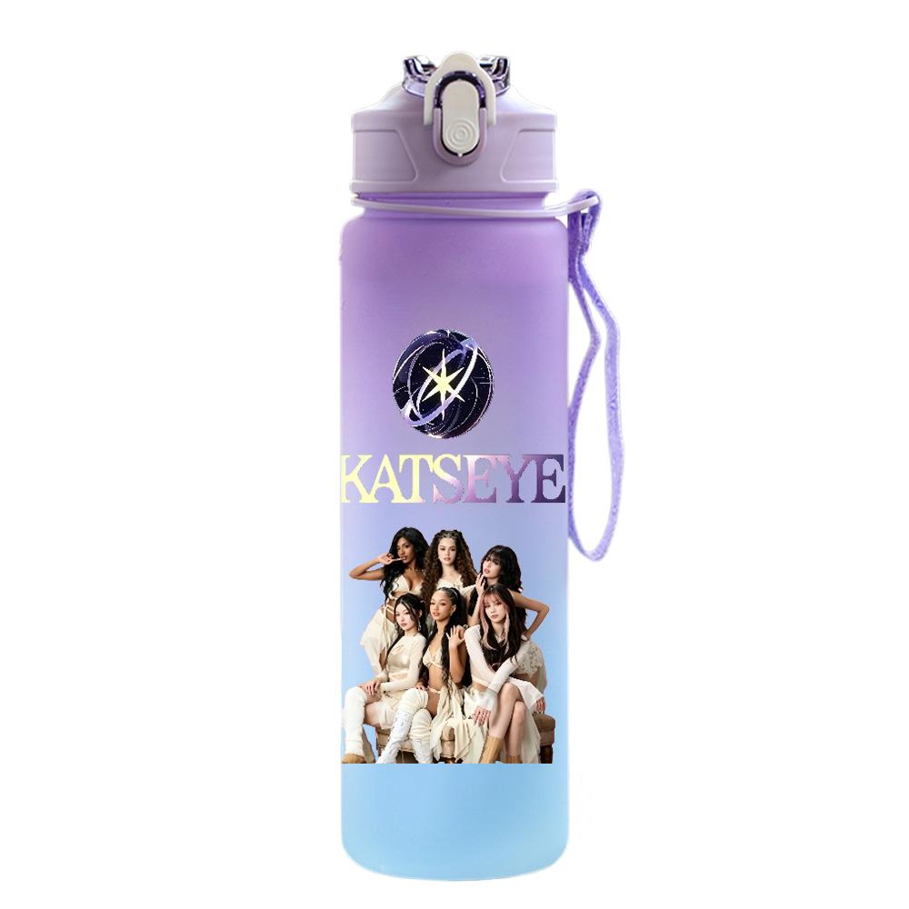750Ml Water Bottle Anime Cartoon KATSEYE Printed Large Capacity Drinking Cup Portable Outdoor Sports Water Cup Children Kid Gift