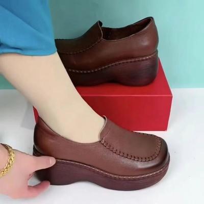 Soft Leather Loafers Women's 2025 New Soft-soled Non-slip Middle-aged Mother Single Shoes Retro British Style Thick-soled Wedges