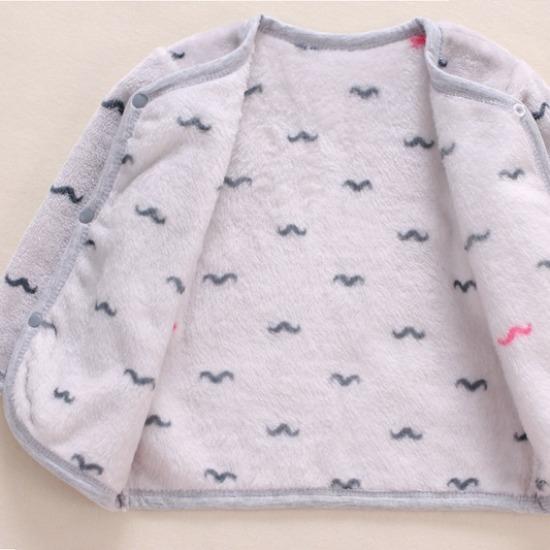 طقم ملابس بيجامة دافئة مكون من قطعتين من المخمل المرجاني للخريف والشتاء