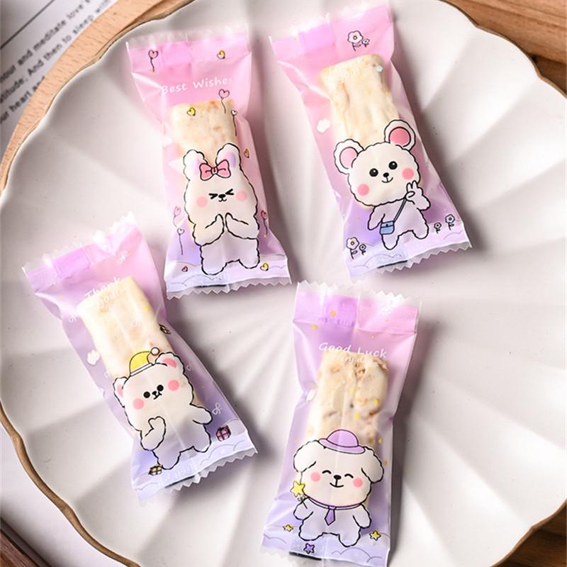 100Pcs 4x9cm Cute Cartoon Animal Printed Plastic Baking Packaging Nougat Toffee Candy Food Machine Sealed Gift Bags